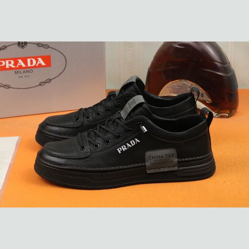 Pra*a sneakers